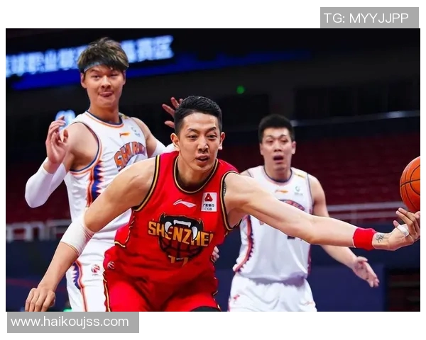 广东队与深圳队季后赛今晚激战正酣期待精彩对决与精彩表现